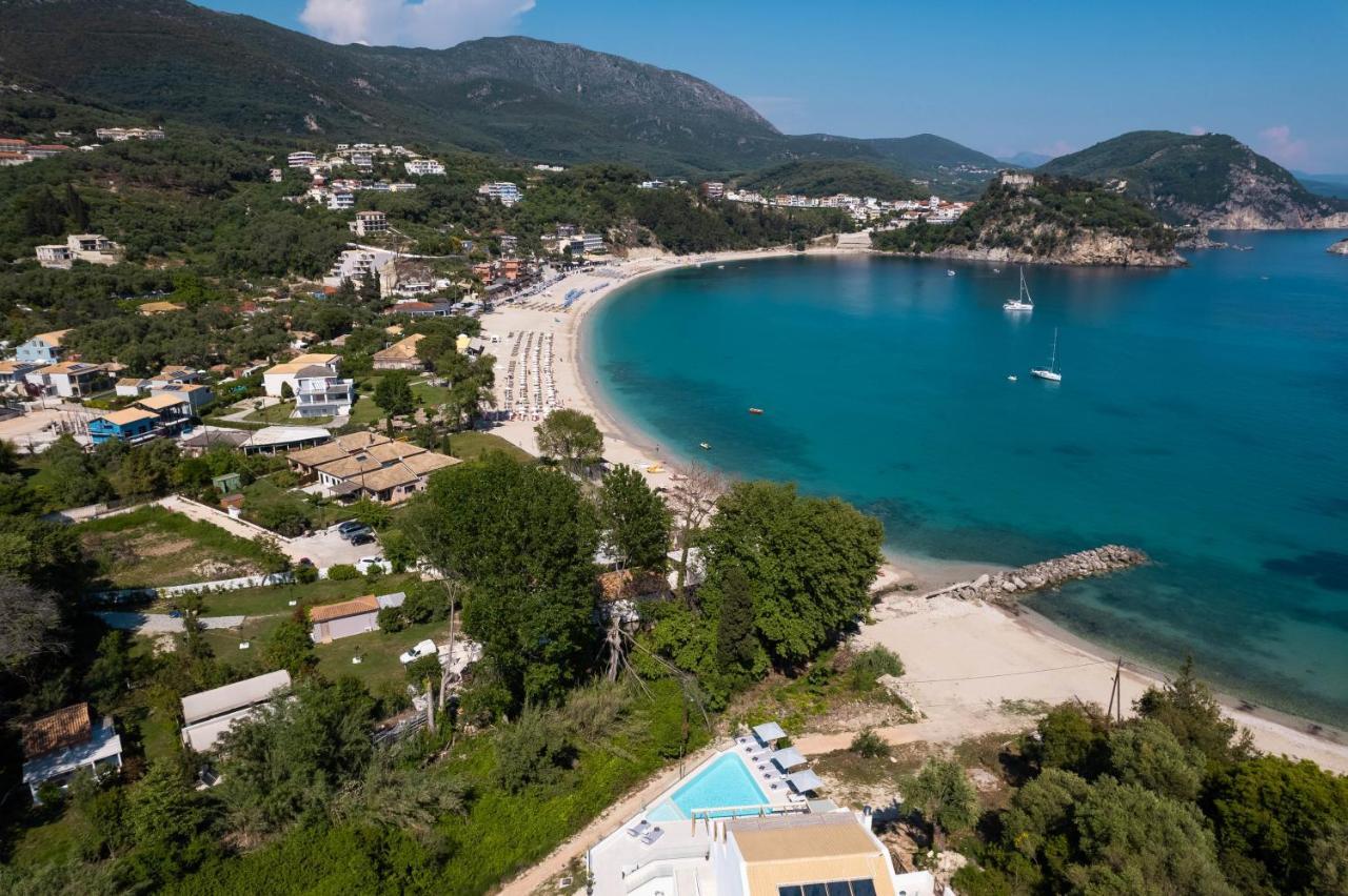 Alboro Seaside Hotel *